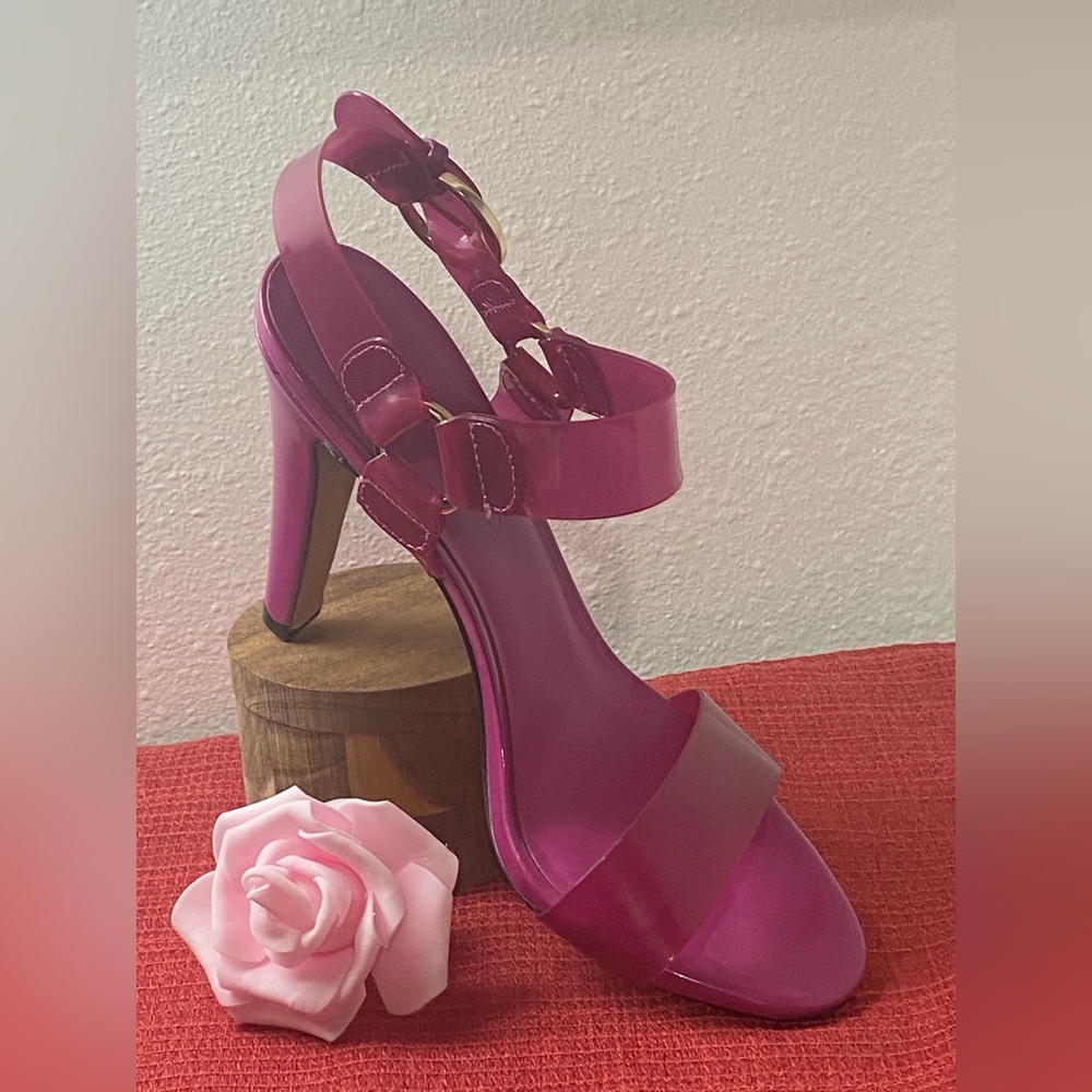 NWT..Karl Lagerfeld Fuchsia High Heel Sandals - Picture 4 of 16
